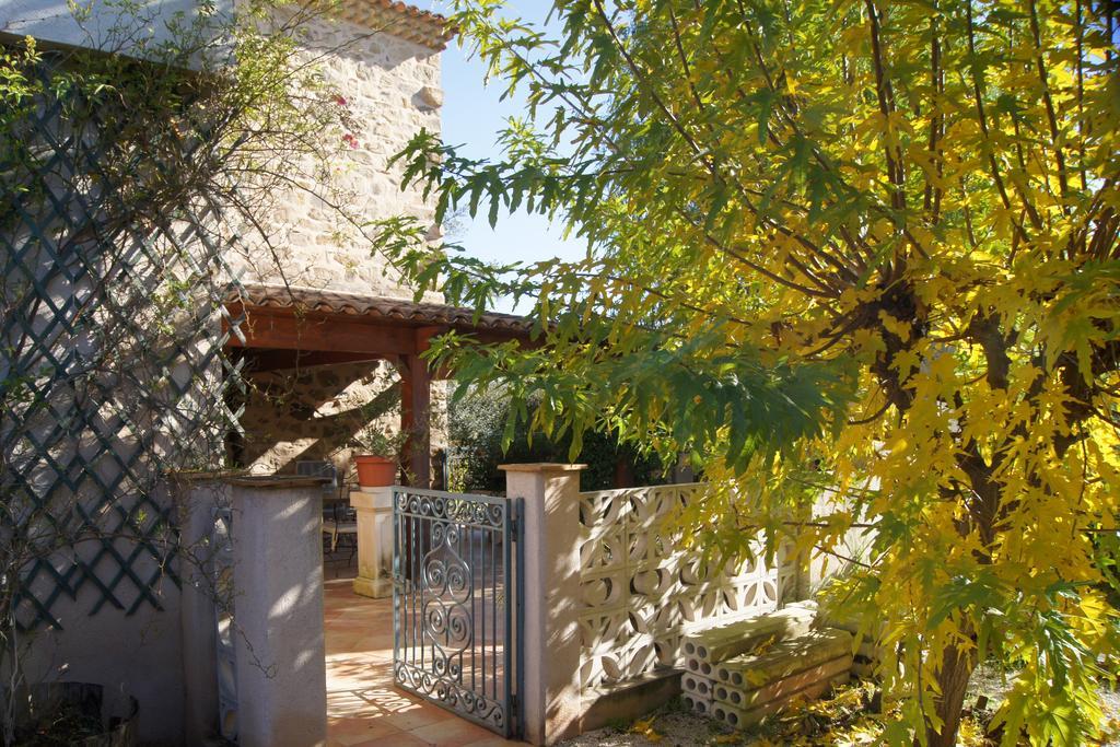 Bed and Breakfast La Bastide de l'Olivier Le Muy Exterior foto